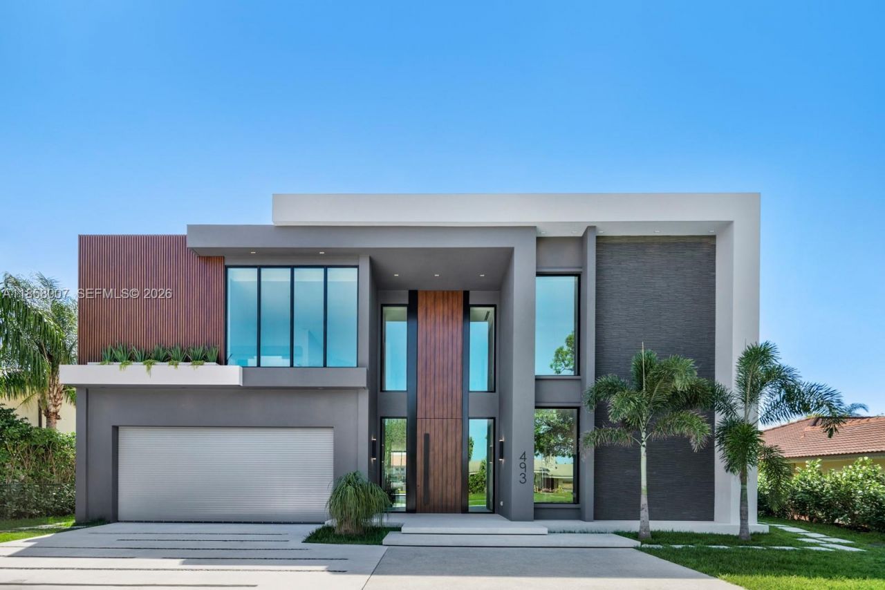 493 Holiday Dr, Hallandale Beach, FL 33009 Photo