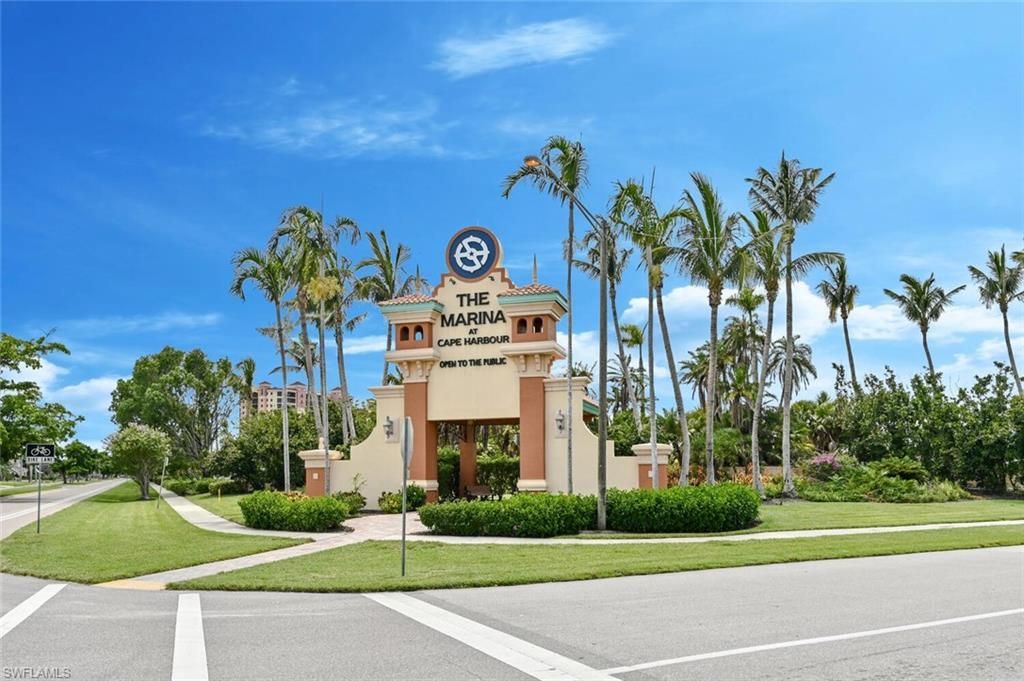 5870 Shell Cove Dr, Cape Coral, FL 33914 Photo