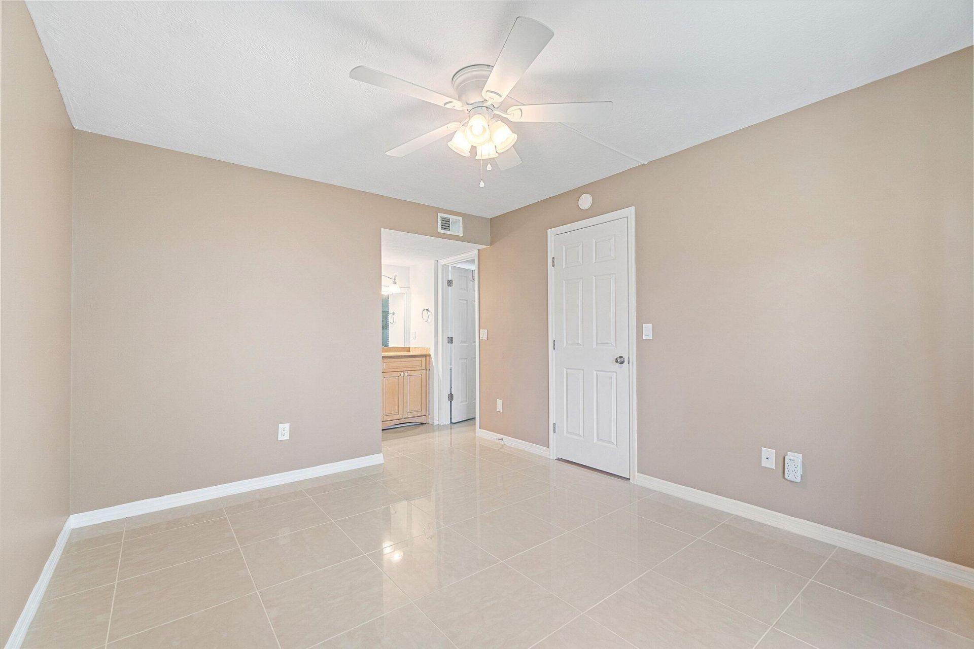 3218 SE Aster Lane, Unit P116, Stuart, FL 34994 Photo