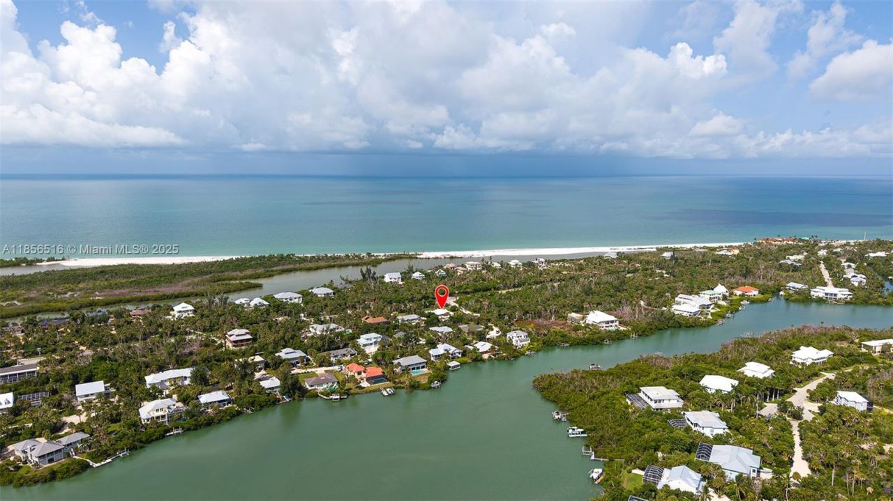 5885 Pine Tree, Sanibel, FL 33957 Photo