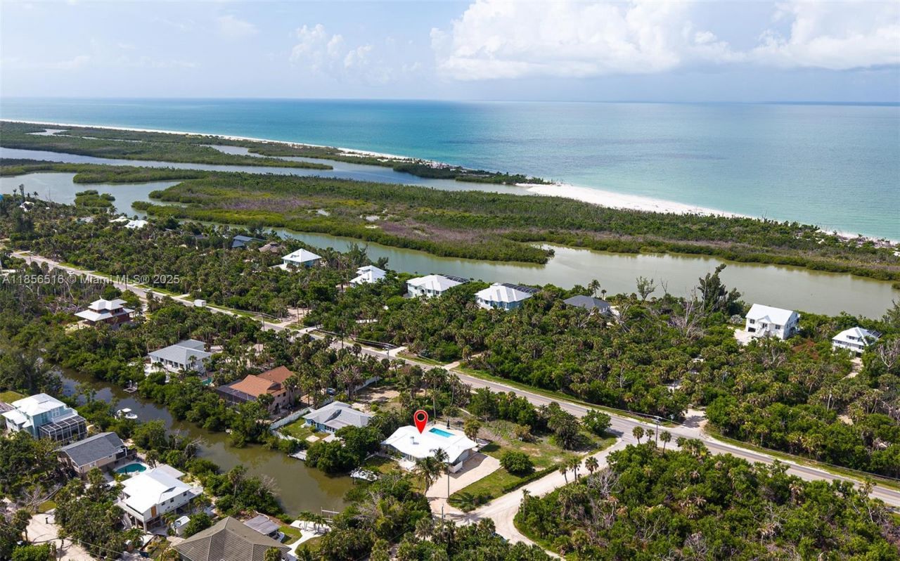 5885 Pine Tree, Sanibel, FL 33957 Photo