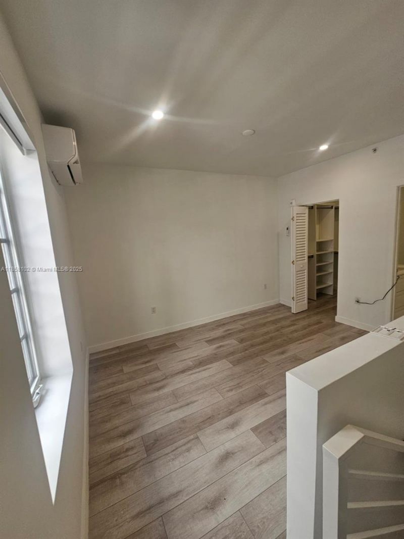 1610 Euclid Ave, Unit A107, Miami Beach, FL 33139 Photo