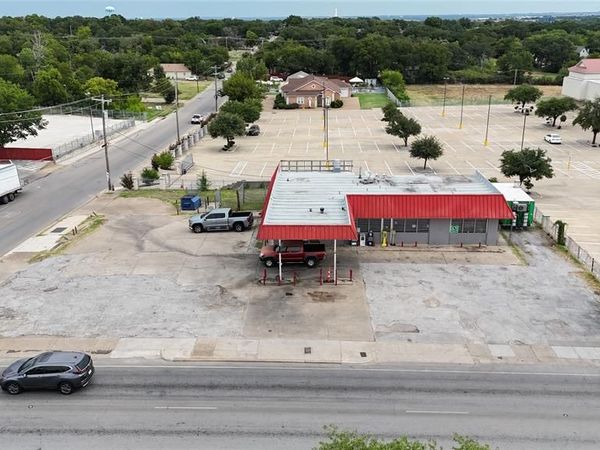 5101 E Lancaster Avenue, Fort Worth, TX 76112