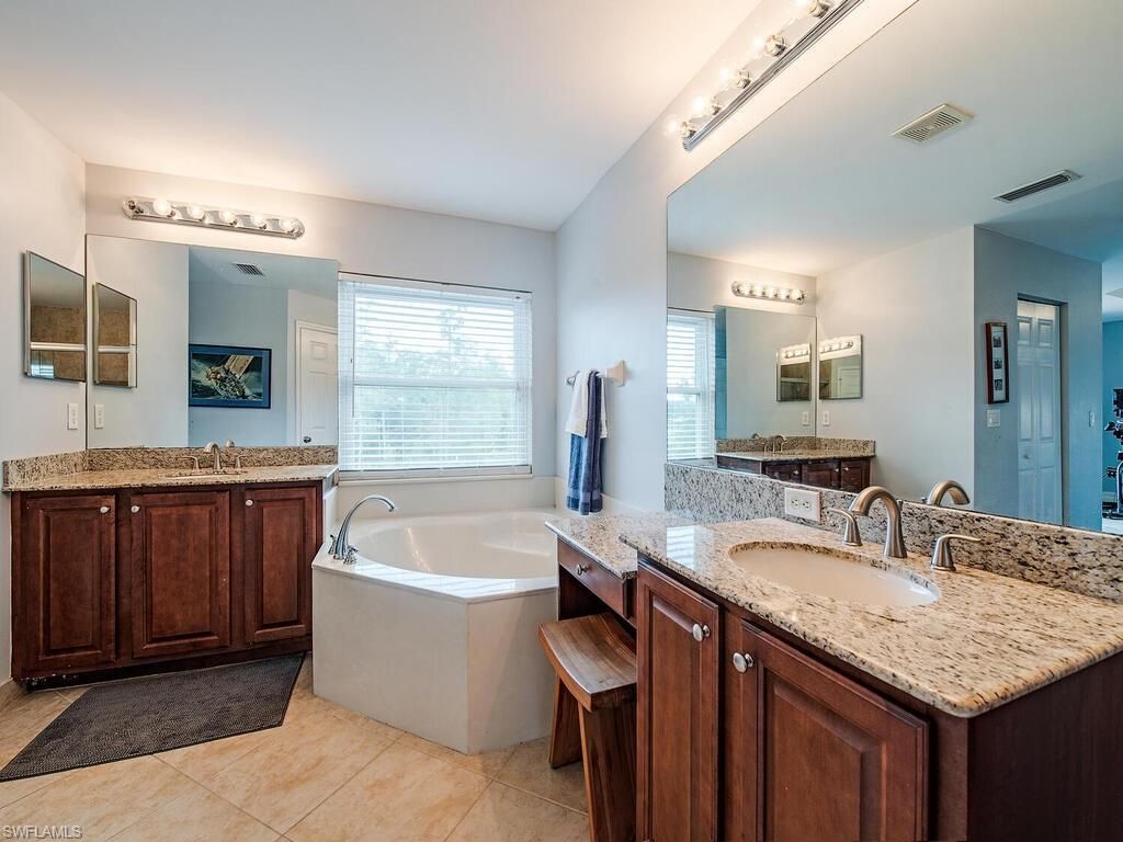 11144 Yellow Poplar Dr, Fort Myers, FL 33913 Photo