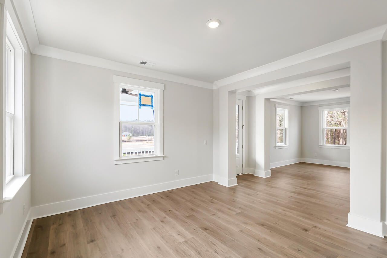 187 Castle Hill Drive Photo 9