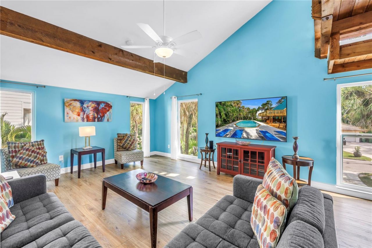 156 Siesta Drive, Sarasota, FL 34242 Photo