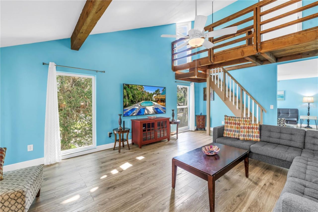 156 Siesta Drive, Sarasota, FL 34242 Photo