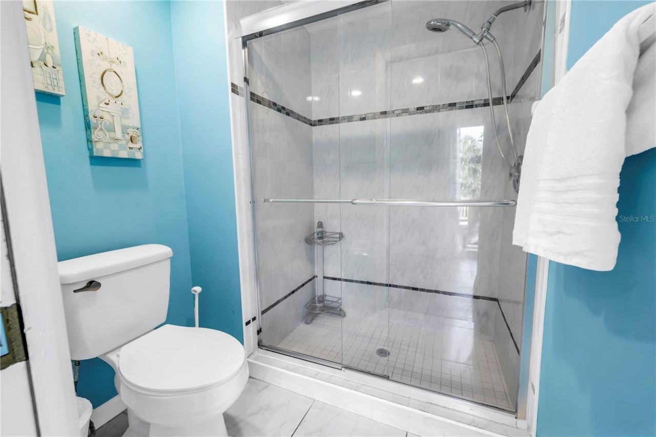 156 Siesta Drive, Sarasota, FL 34242 Photo