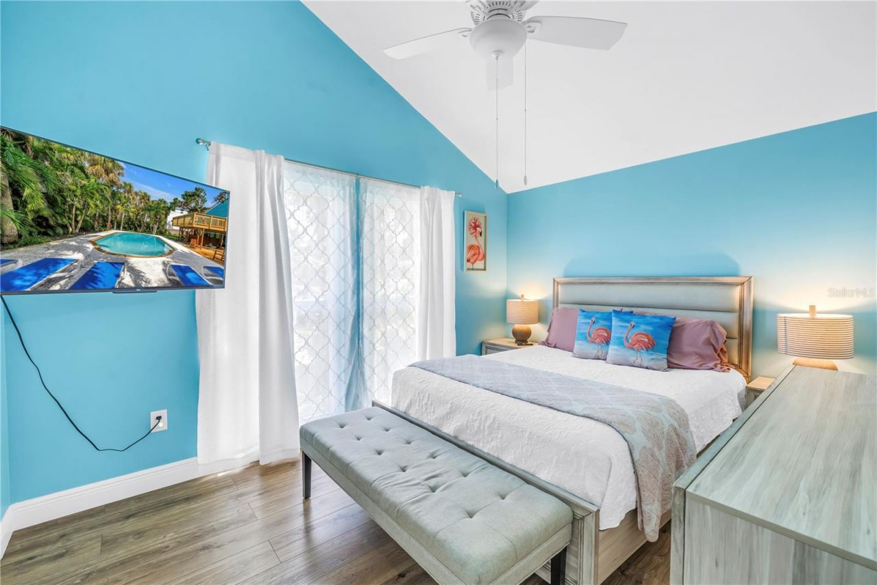 156 Siesta Drive, Sarasota, FL 34242 Photo