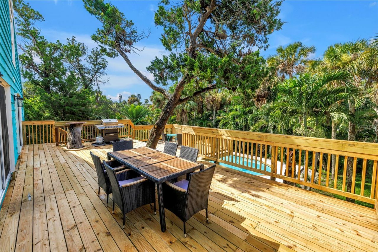 156 Siesta Drive, Sarasota, FL 34242 Photo