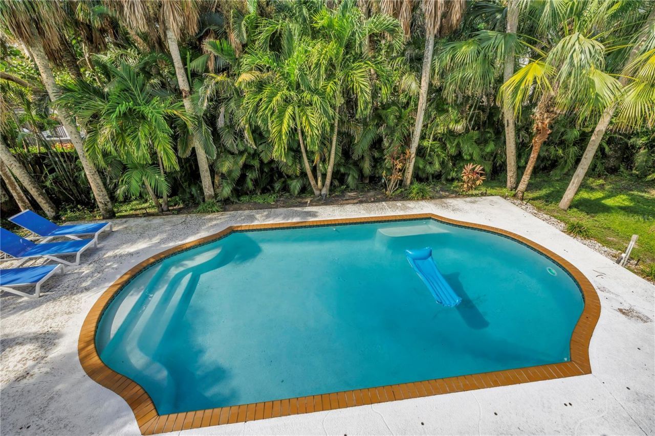 156 Siesta Drive, Sarasota, FL 34242 Photo