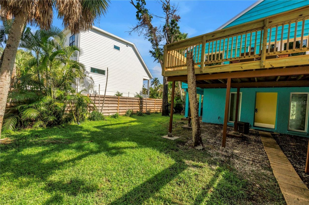 156 Siesta Drive, Sarasota, FL 34242 Photo