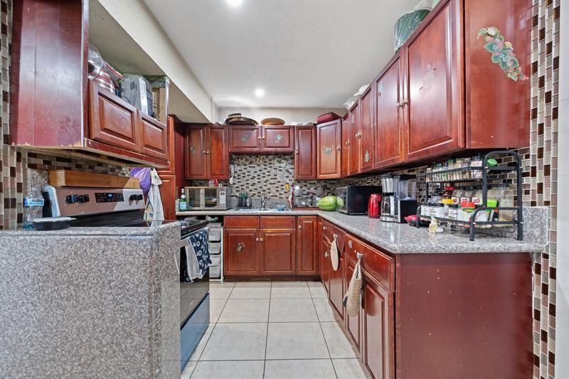 2651 NW 42nd Avenue, Lauderhill, FL 33313 Photo