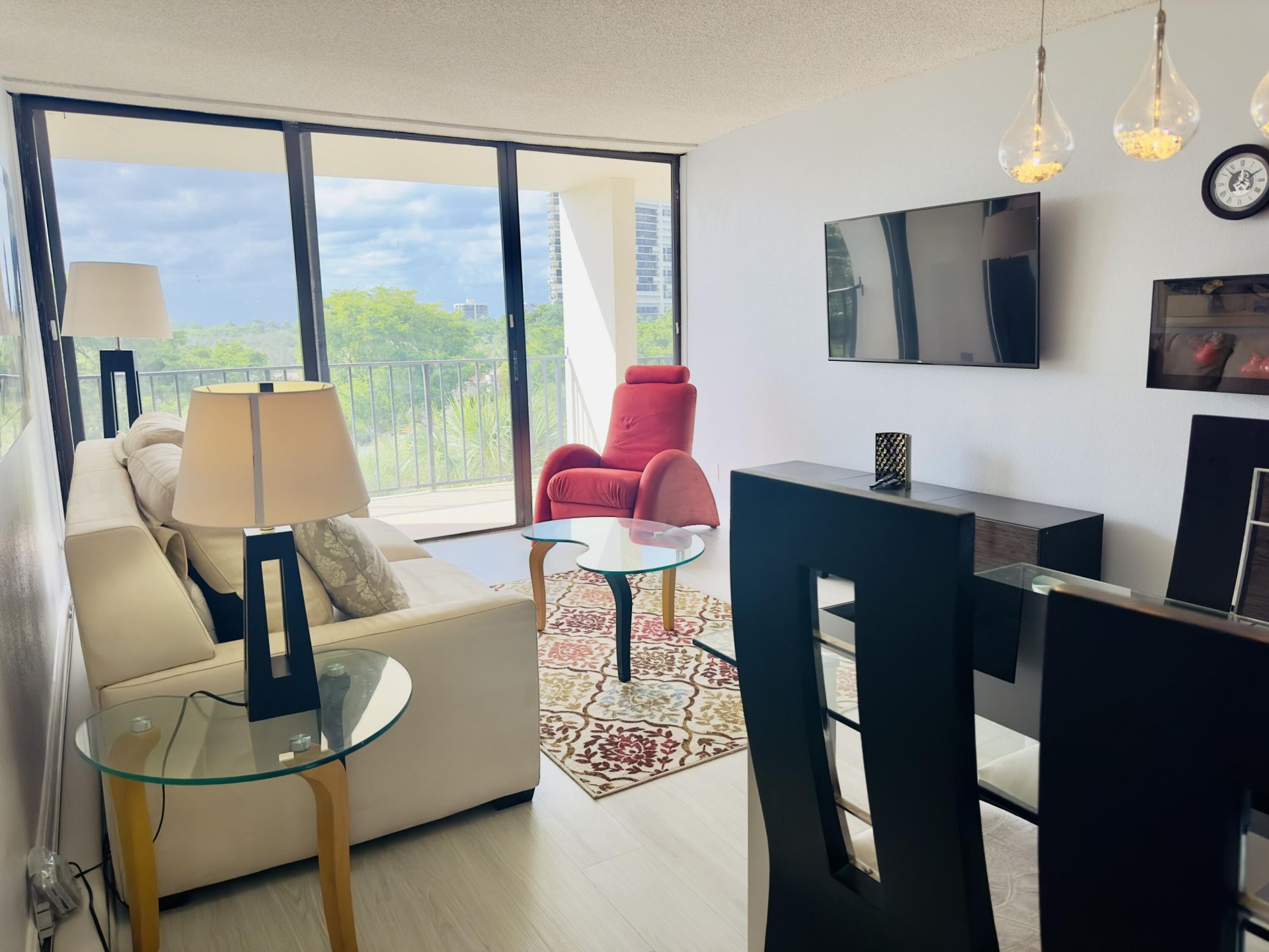 1830 Embassy Drive, Unit 505, West Palm Beach, FL 33401 Photo