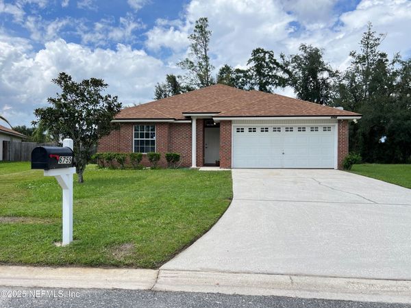 6759 SALT POND Drive N, Jacksonville, FL 32219