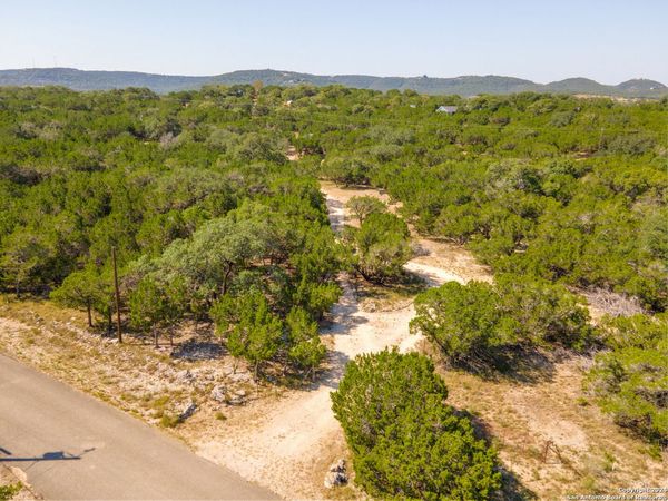 779 Red Bluff, Pipe Creek, TX 78063
