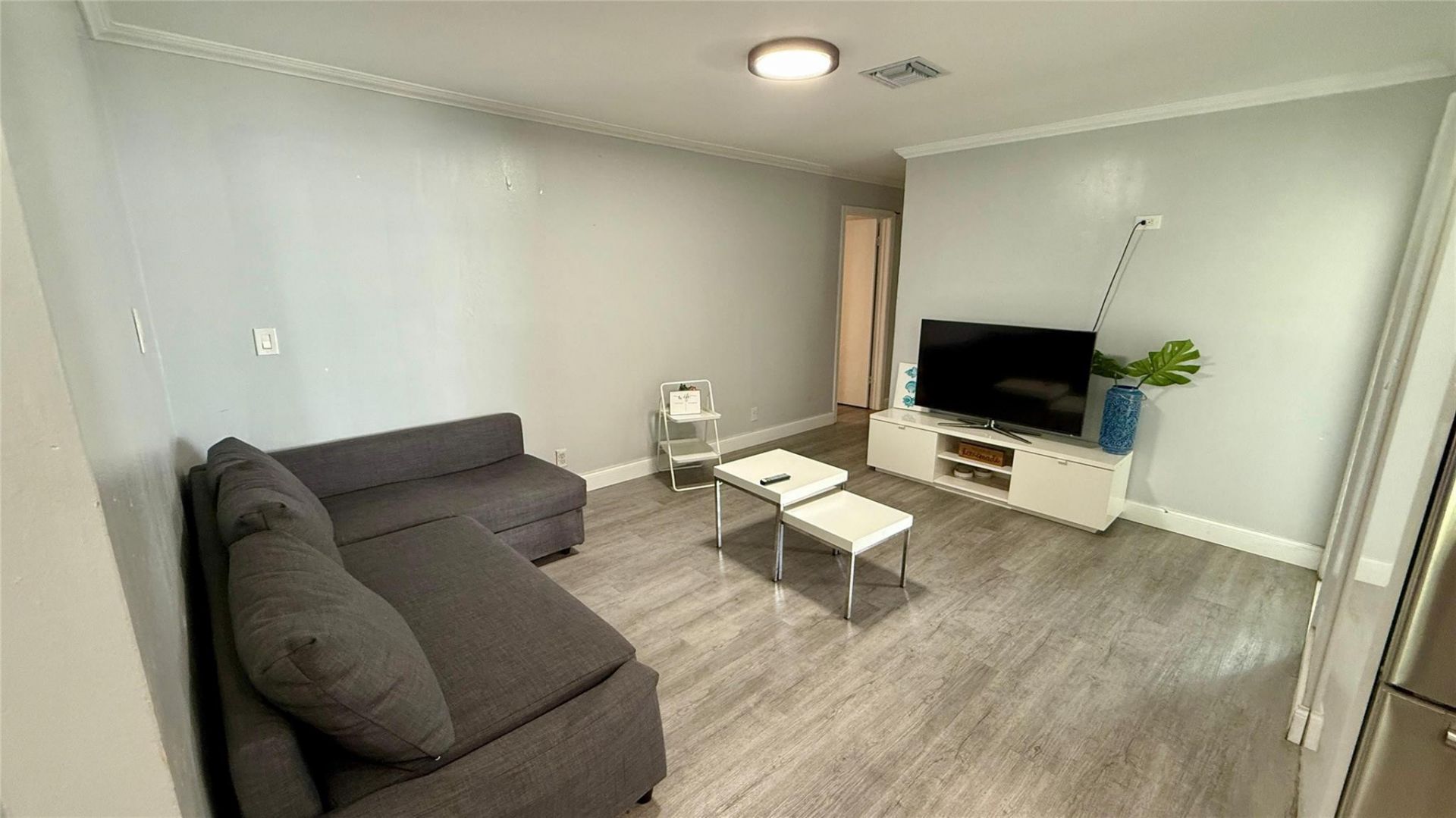 8231 SW 9th Street, North Lauderdale, FL 33068 Photo