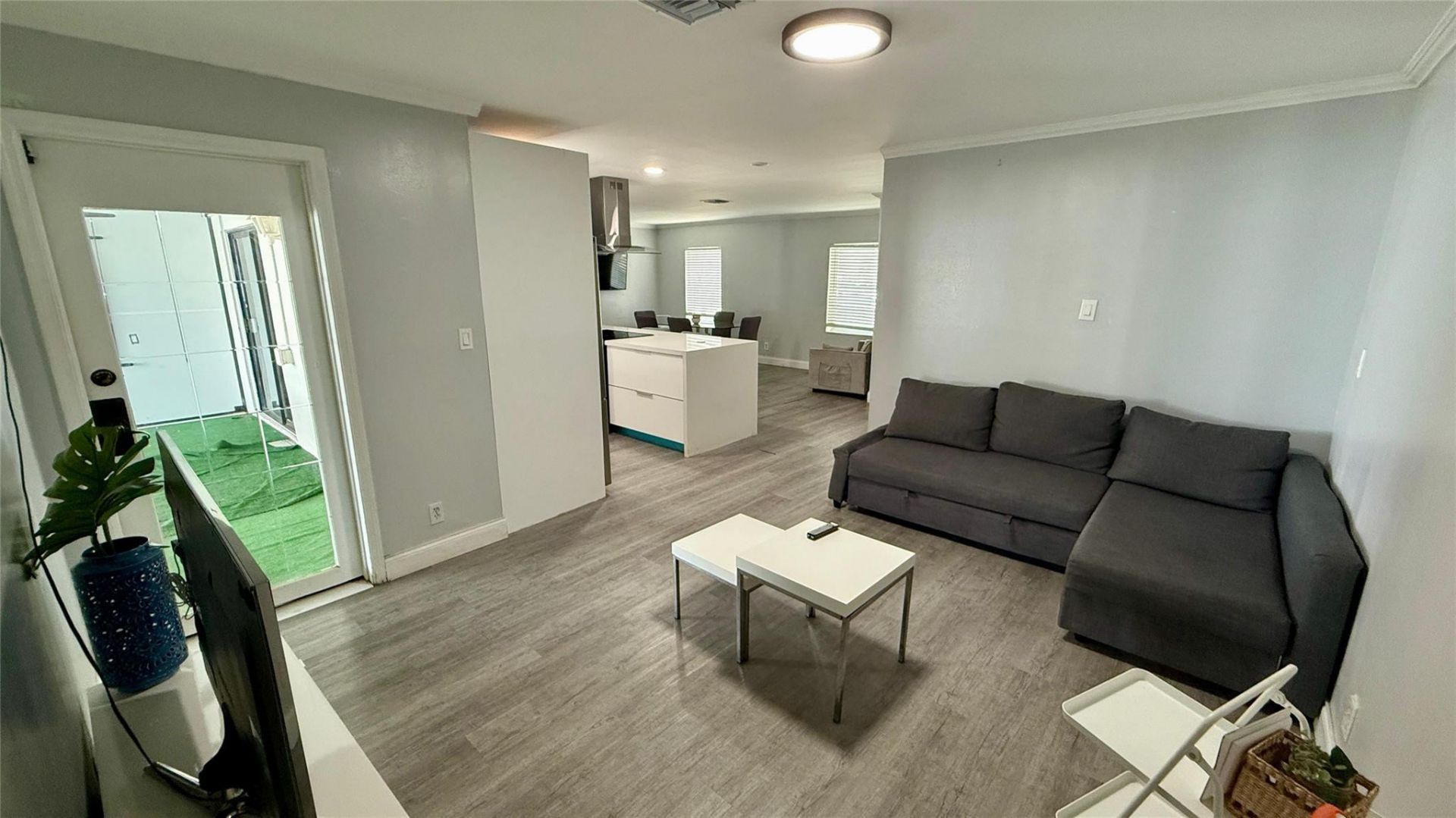 8231 SW 9th Street, North Lauderdale, FL 33068 Photo