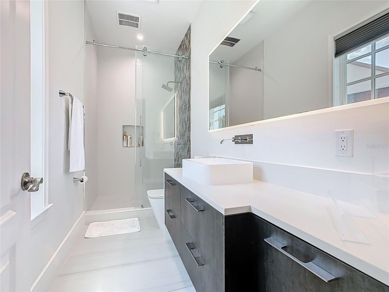 8600 Hata Street, Orlando, FL 32827 Photo