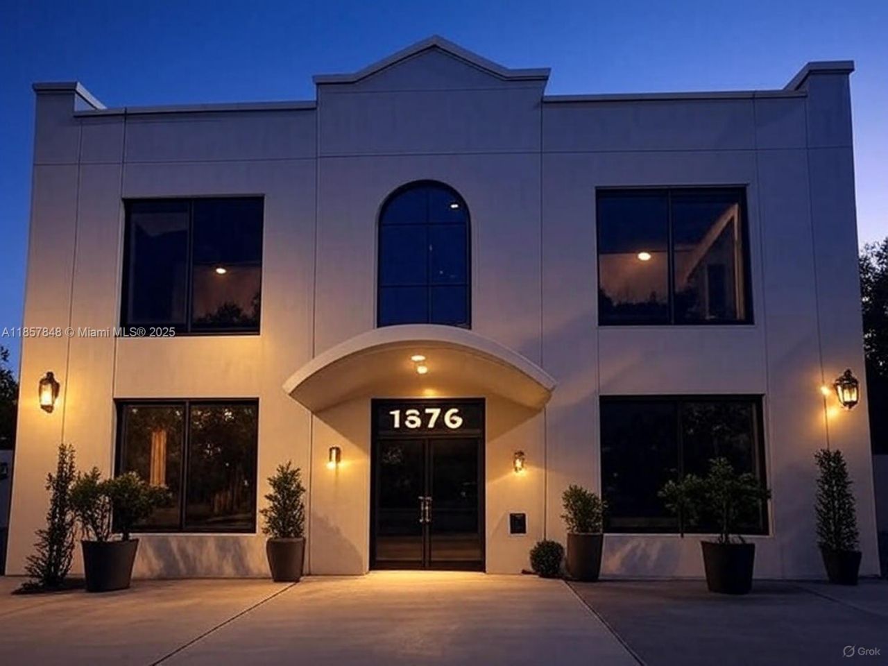 1376 NW 35th St, Miami, FL 33142 Photo