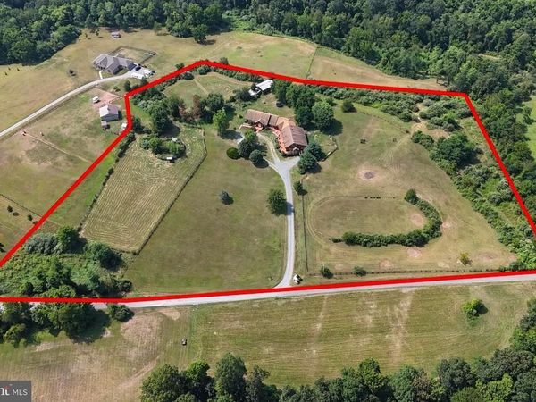 2179 LAYTON ROAD, WARFORDSBURG, PA 17267