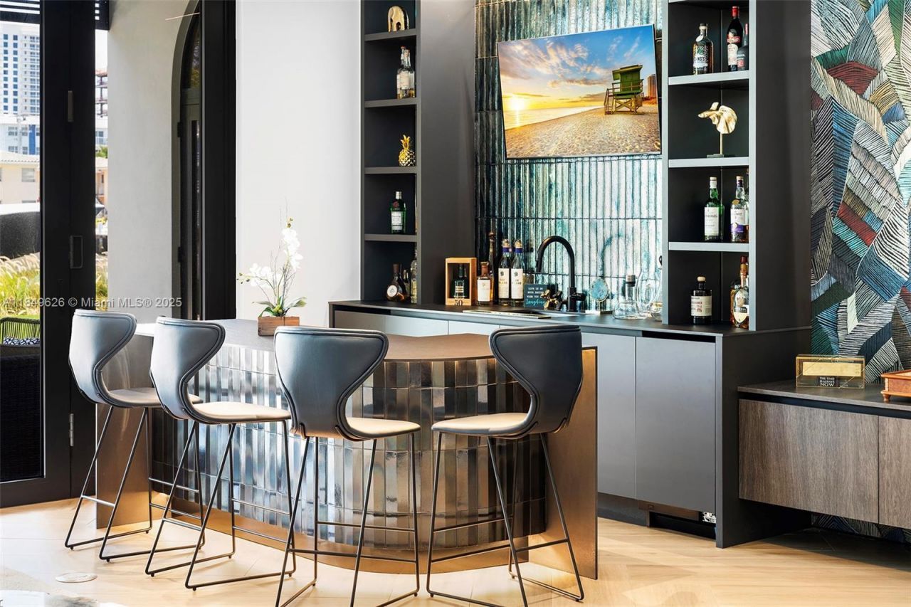 Please Call For Address, Unit 632, Fort Lauderdale, FL 33304 Photo