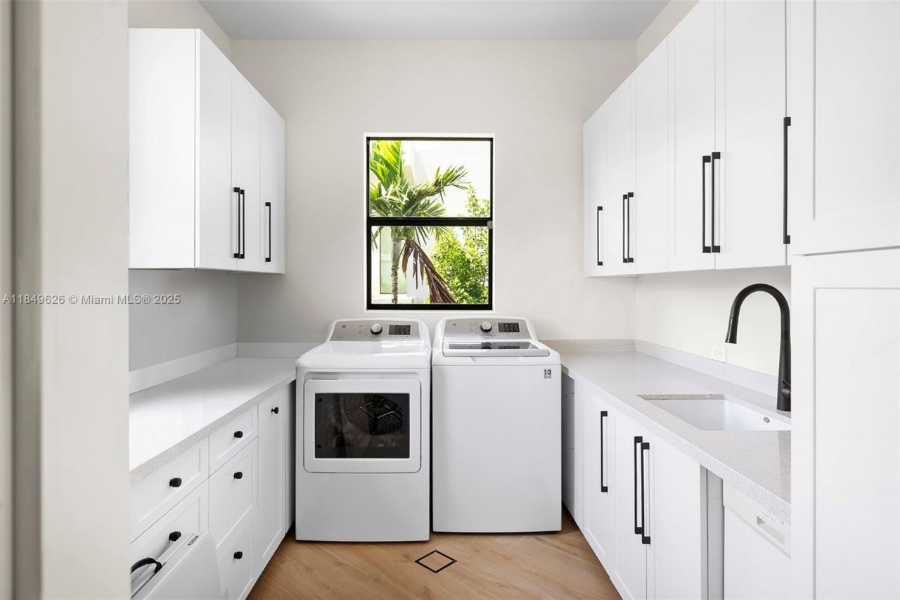 Please Call For Address, Unit 632, Fort Lauderdale, FL 33304 Photo