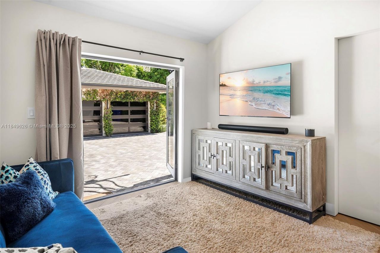 Please Call For Address, Unit 632, Fort Lauderdale, FL 33304 Photo