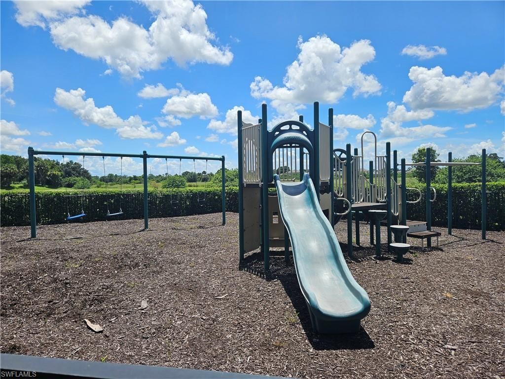 10517 Canal Brook Ln, Lehigh Acres, FL 33936 Photo