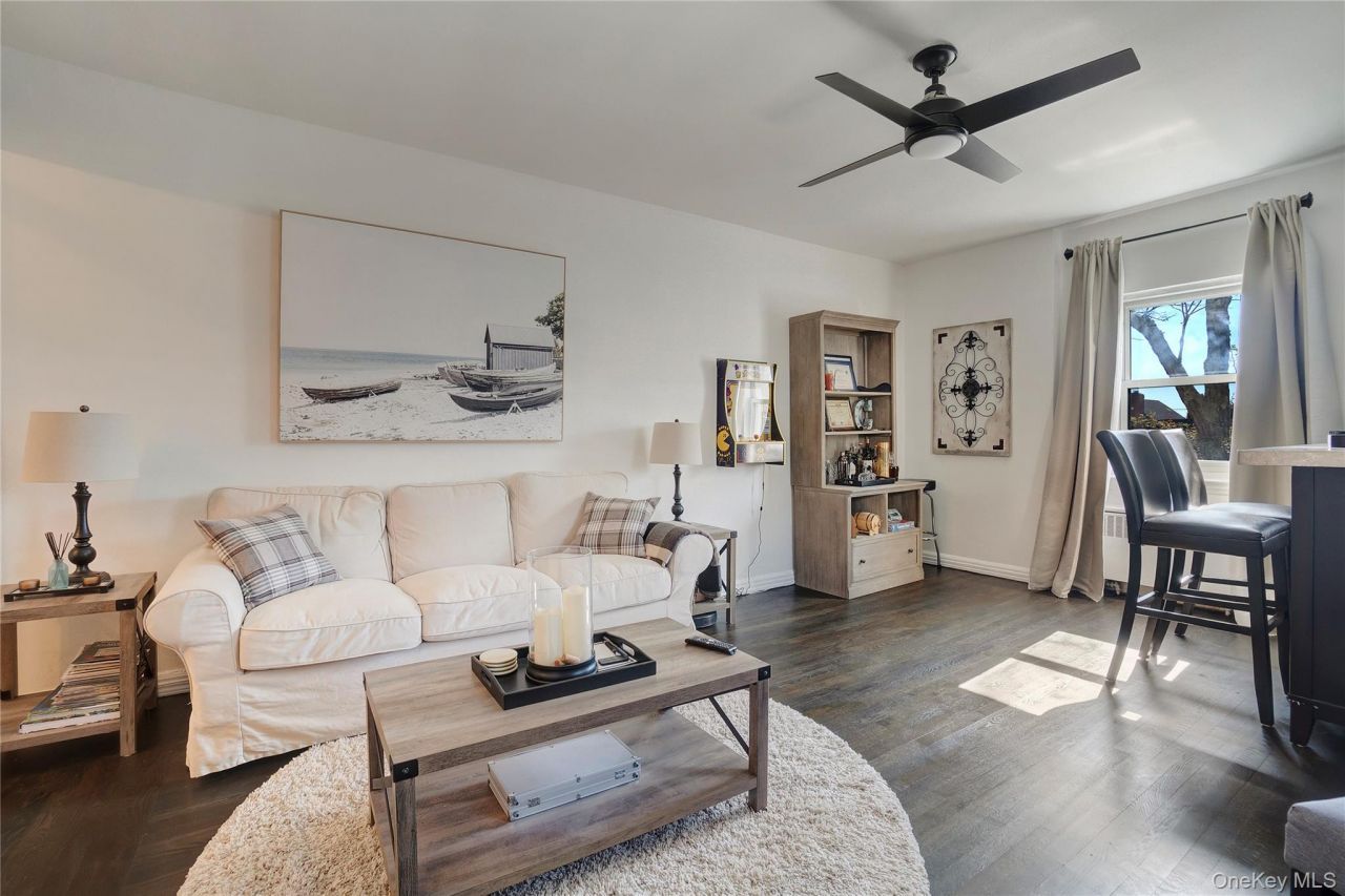 138-11 Beach Channel Drive, Unit c6, Belle Harbor, NY 11694 Main Photo