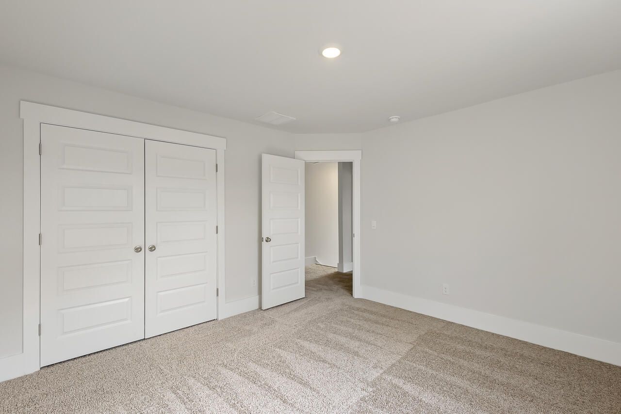 113 Castle Hill Drive Photo 35