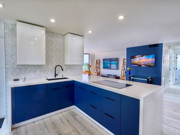 3545 NE 166th St, Unit 510, North Miami Beach, FL 33160