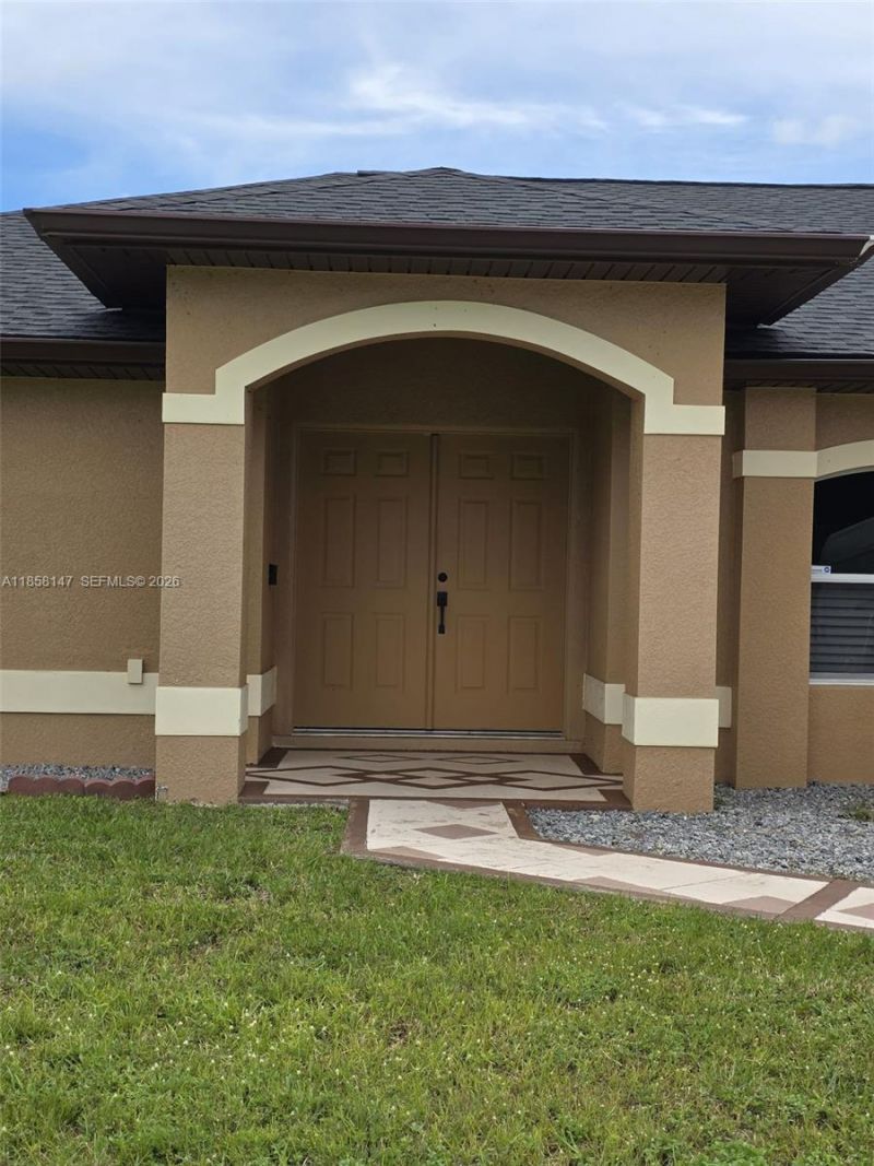 1816 Tomaso Ave, Lehigh Acres, FL 33972 Photo