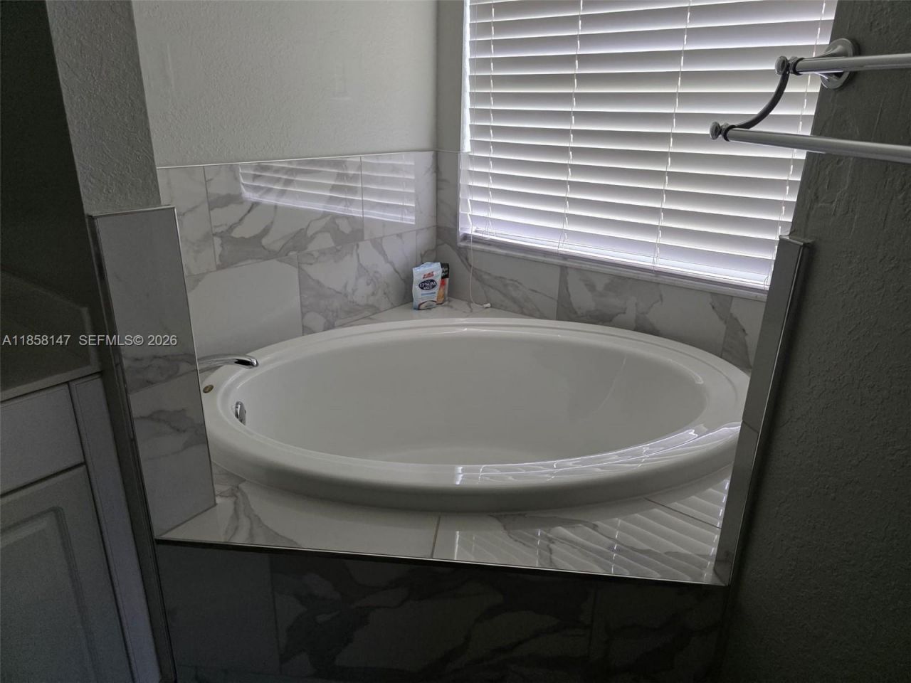 1816 Tomaso Ave, Lehigh Acres, FL 33972 Photo