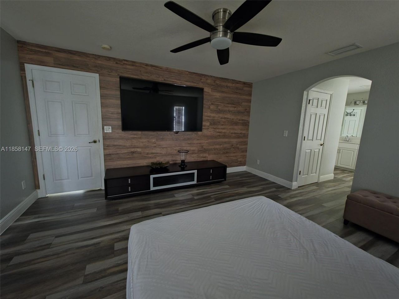 1816 Tomaso Ave, Lehigh Acres, FL 33972 Photo