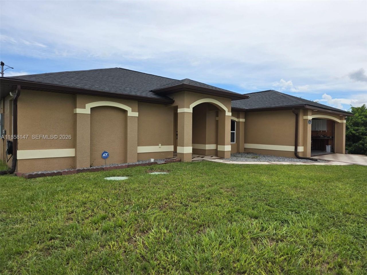 1816 Tomaso Ave, Lehigh Acres, FL 33972 Photo