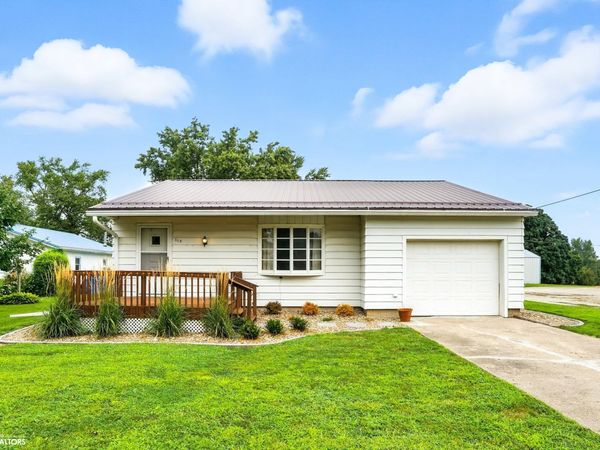 113 W Washington Street, Brighton, IA 52540