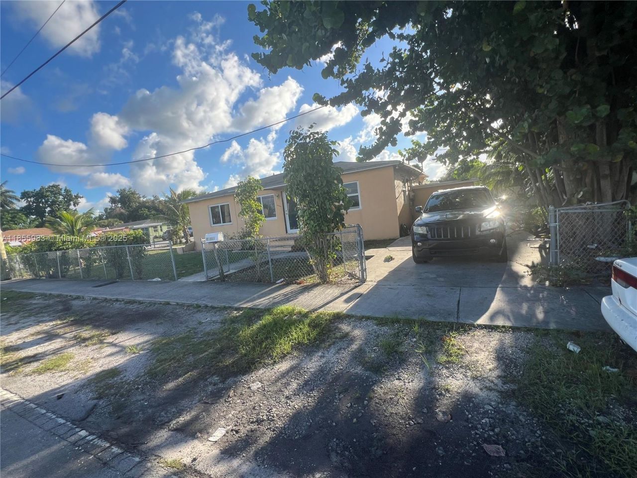 801 NW 105th St, Miami, FL 33150 Photo