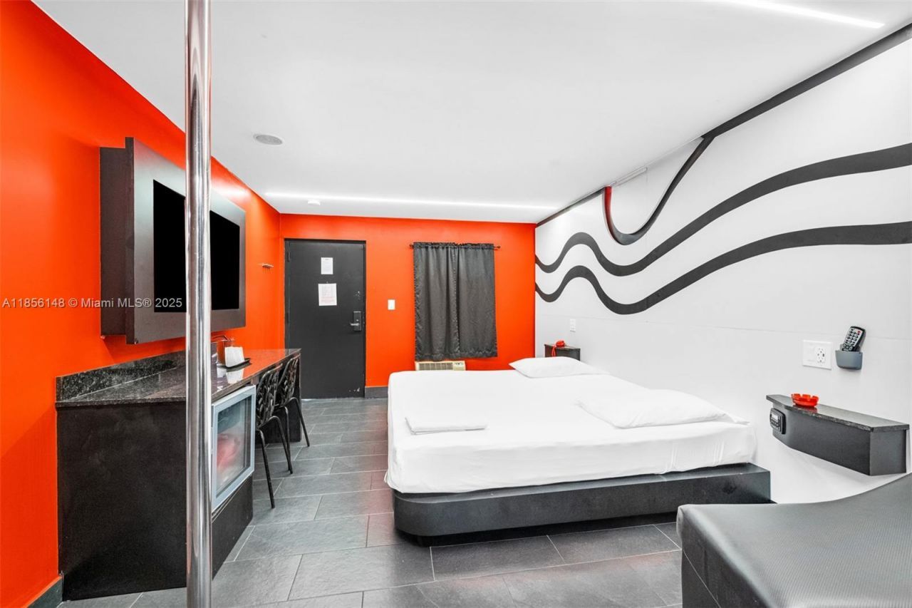 841 N Krome Ave, Homestead, FL 33030 Photo