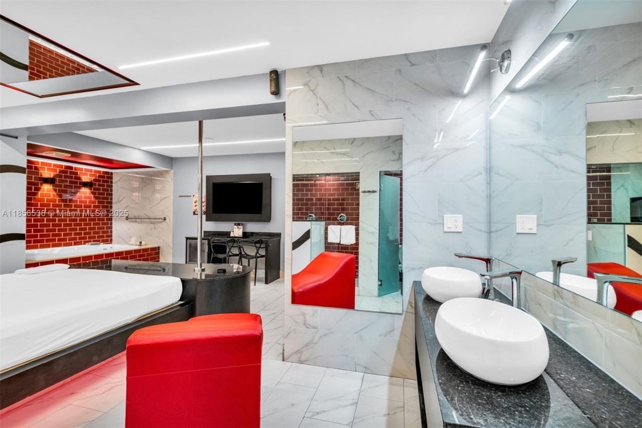 841 N Krome Ave, Homestead, FL 33030 Photo