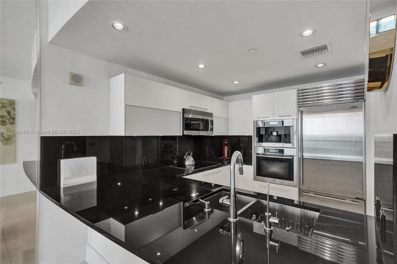 17121 Collins Ave, Unit 2003, Sunny Isles Beach, FL 33160 Photo