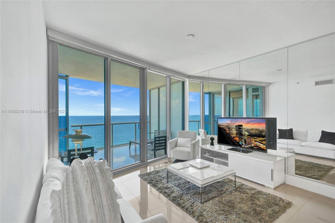 17121 Collins Ave, Unit 2003, Sunny Isles Beach, FL 33160 Photo