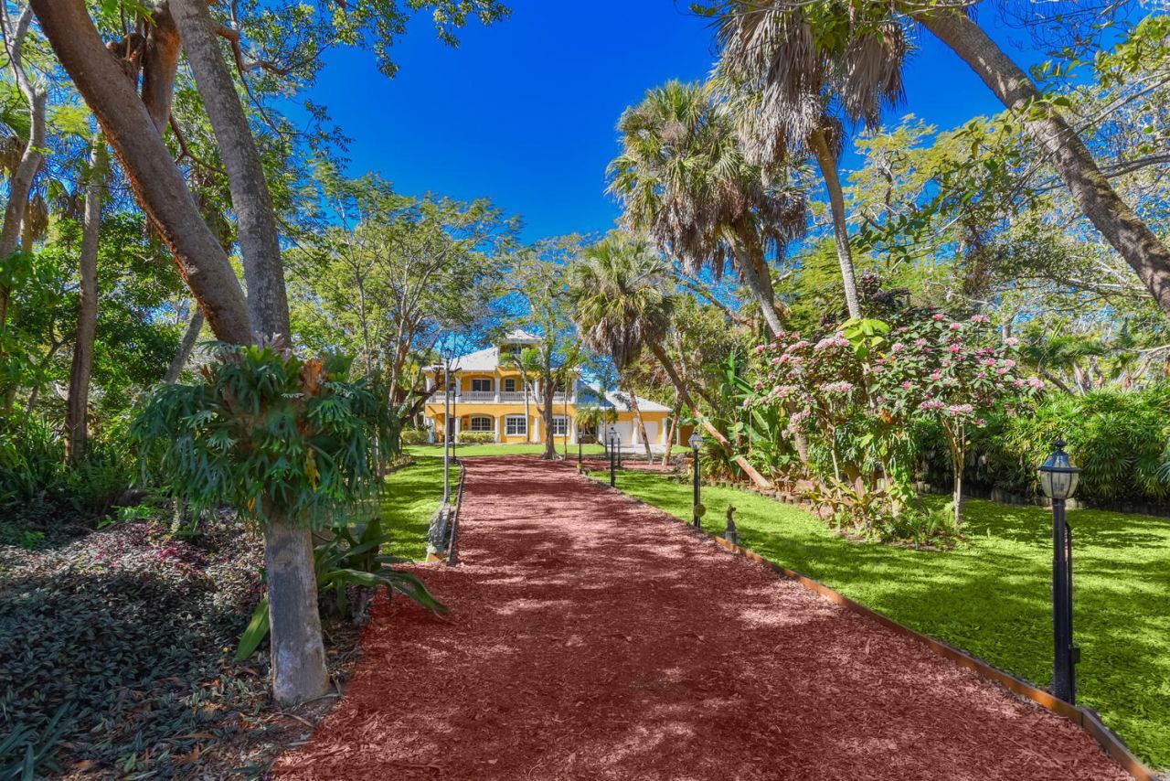 8073 S Indian River Drive, Fort Pierce, FL 34982 Photo