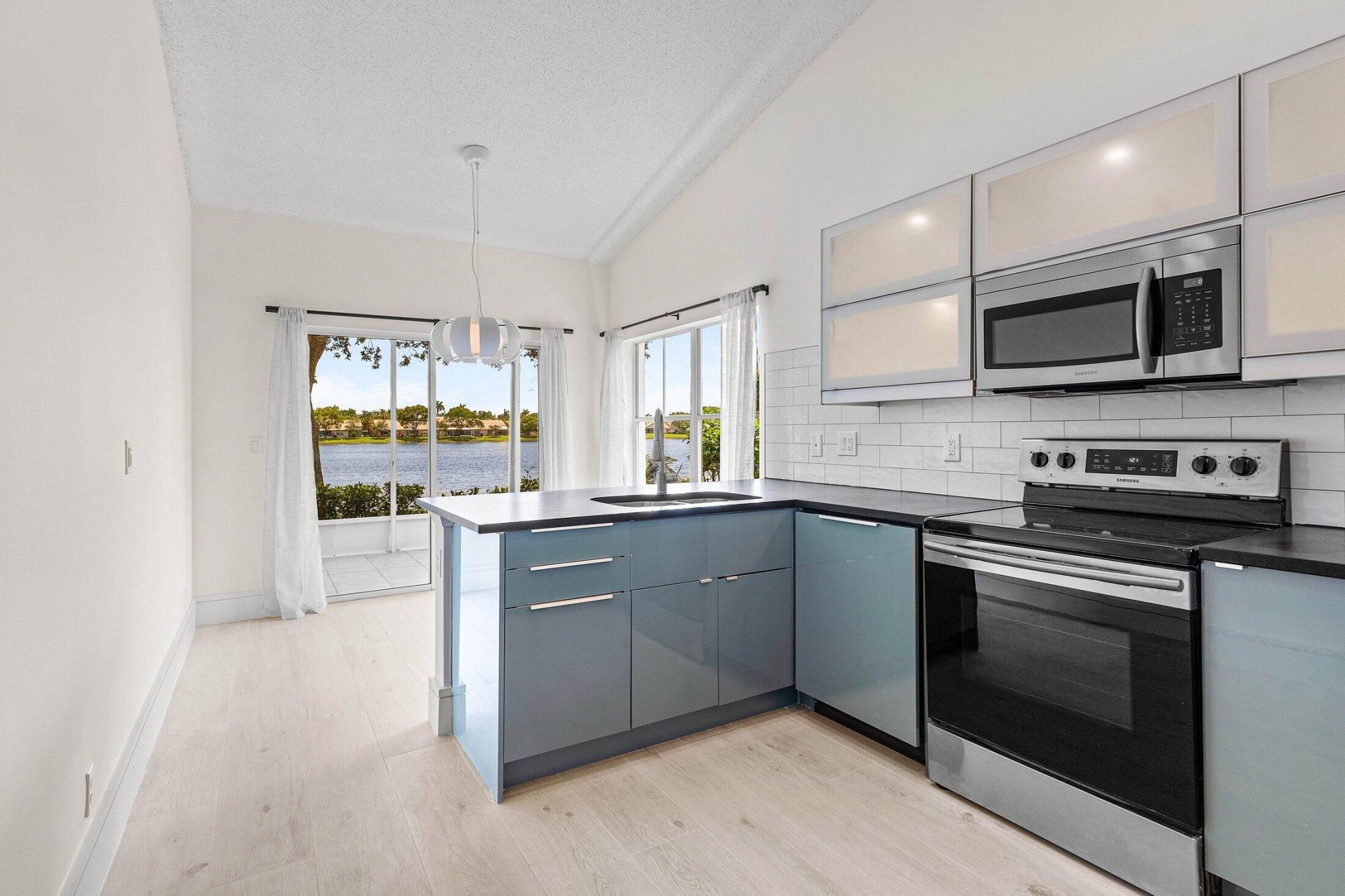 10674 Pelican Drive, Wellington, FL 33414 Photo