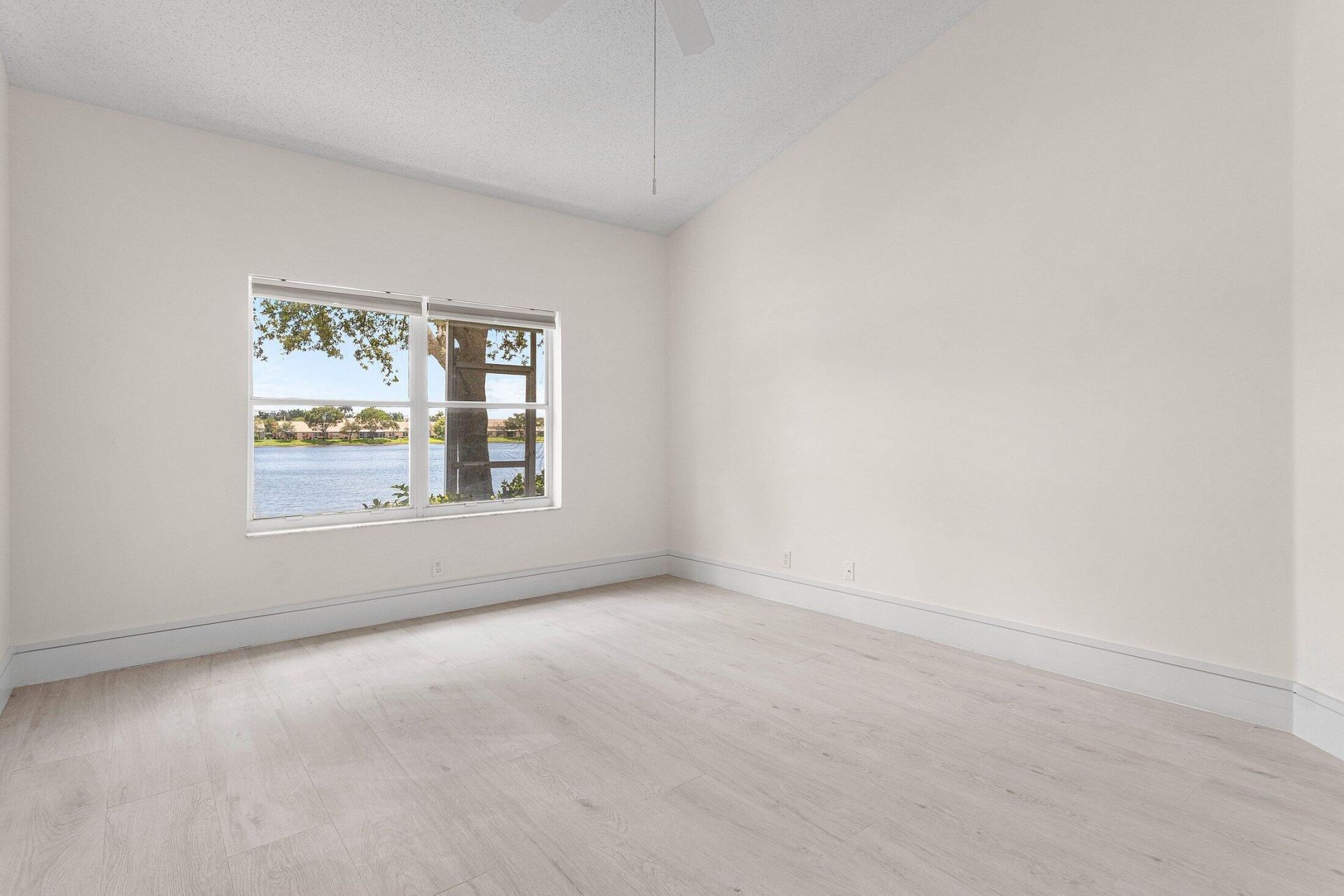 10674 Pelican Drive, Wellington, FL 33414 Photo