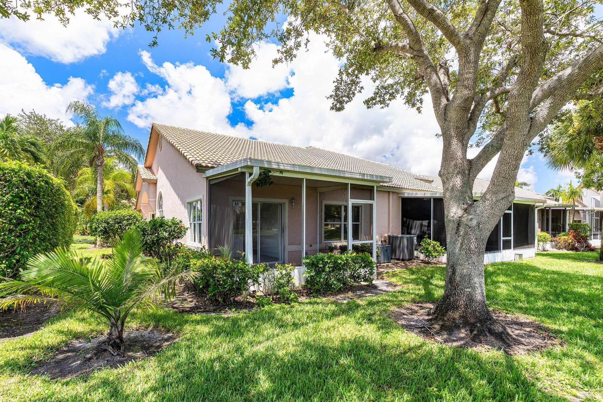 10674 Pelican Drive, Wellington, FL 33414 Photo