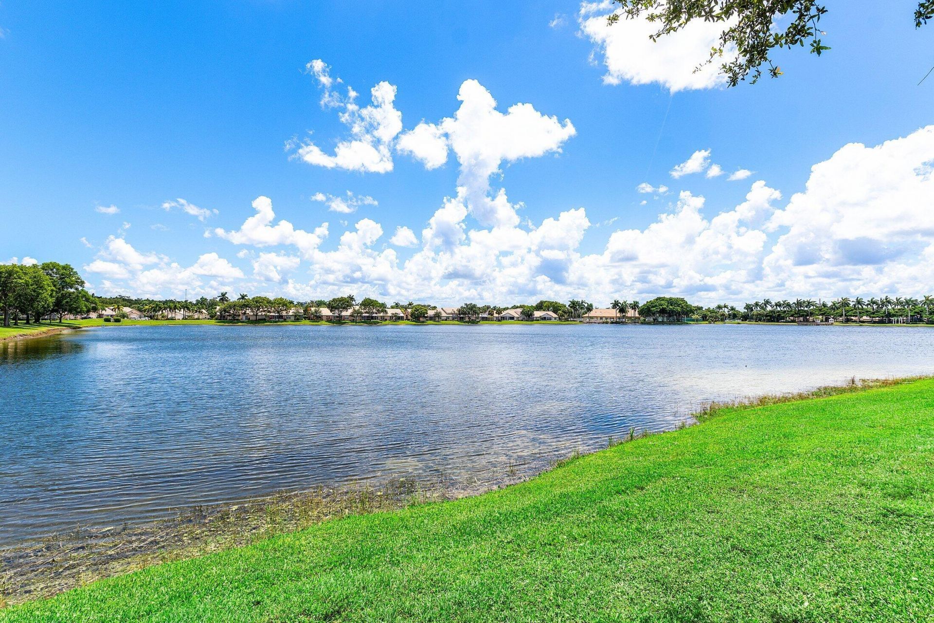 10674 Pelican Drive, Wellington, FL 33414 Photo