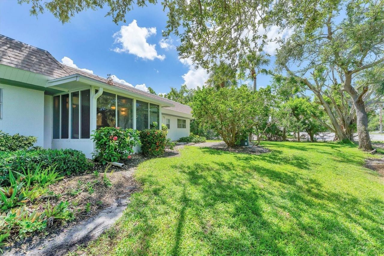 534 Sutton Place, Longboat Key, FL 34228 Photo