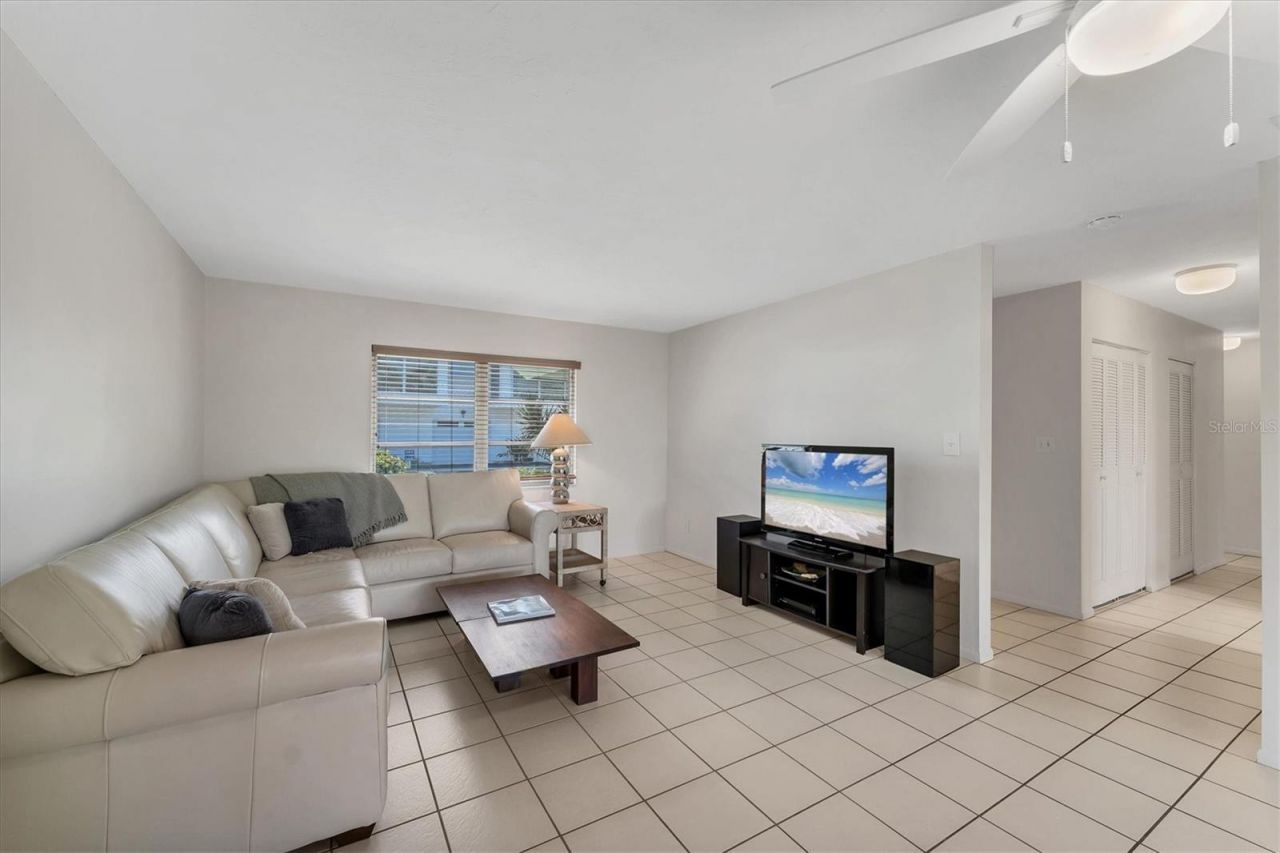534 Sutton Place, Longboat Key, FL 34228 Photo