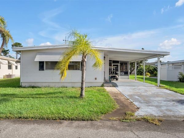 178 PARADISE N, LEESBURG, FL 34788